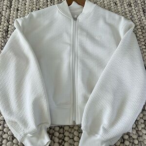 Lululemon texture bomber style jacket size 6